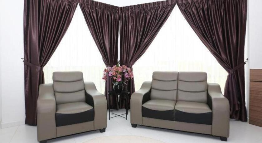 Oyo 89888 Dz Residence Guest House Kota Bharu Exterior photo