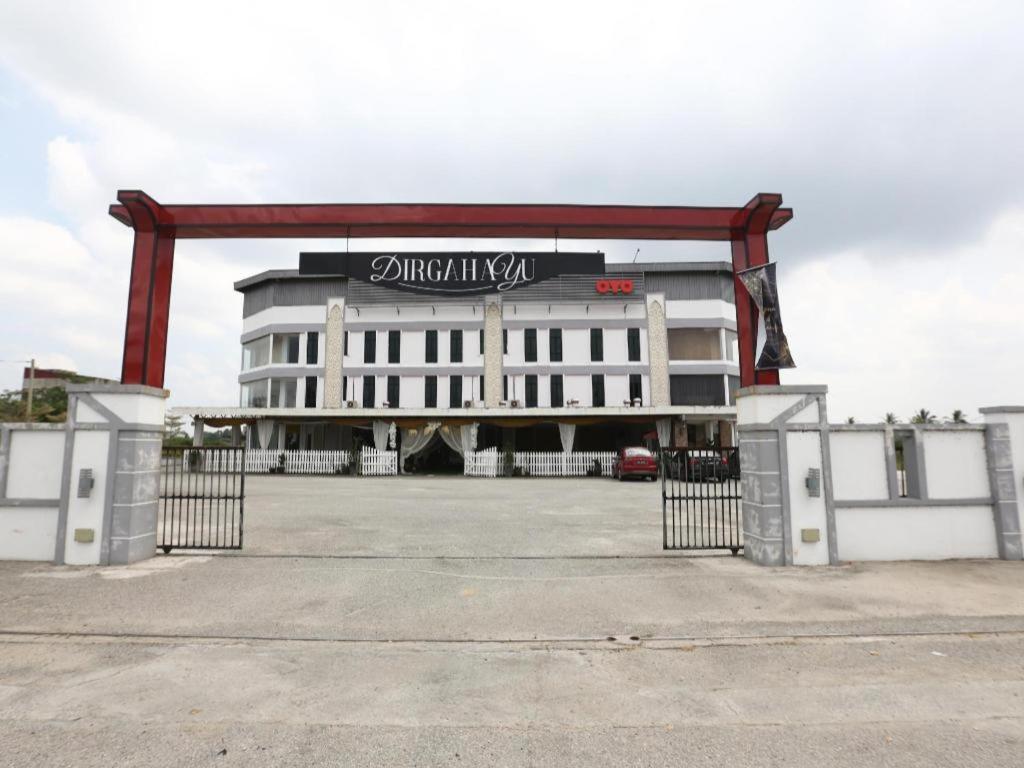 Oyo 89888 Dz Residence Guest House Kota Bharu Exterior photo